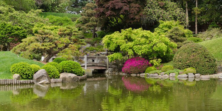 Brooklyn Botanic Garden New York May 2015 panorama 2 768x384