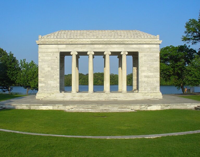 1024px Roger Williams Park Temple to Music 1 768x602